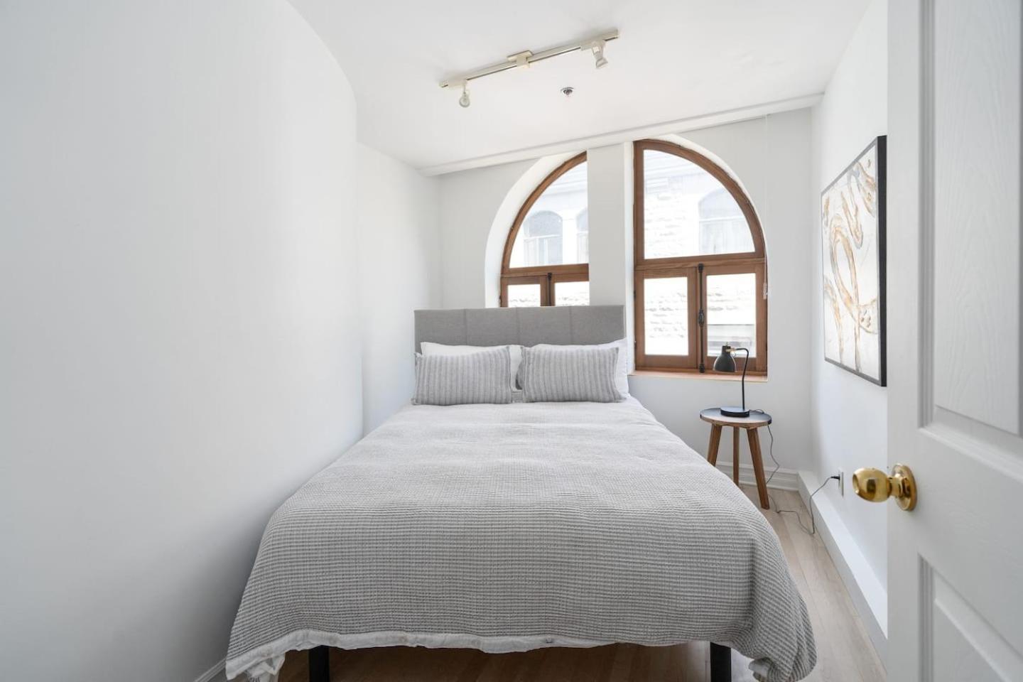 Le Nomade Mtl Aparthotel